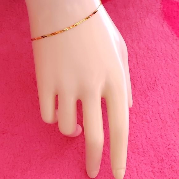‼️SOLD‼️ 14K Gold Bracelet - Picture 1 of 10